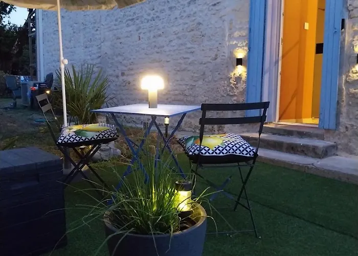 A La Campagne A 30min De L'ocean Apartment